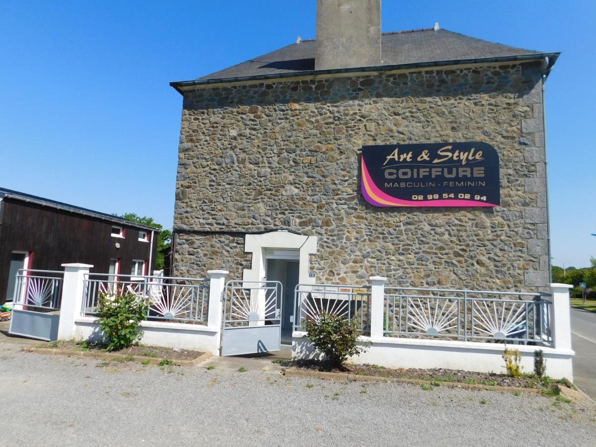 Gite De La Nouasse Quebriac Bagian luar foto